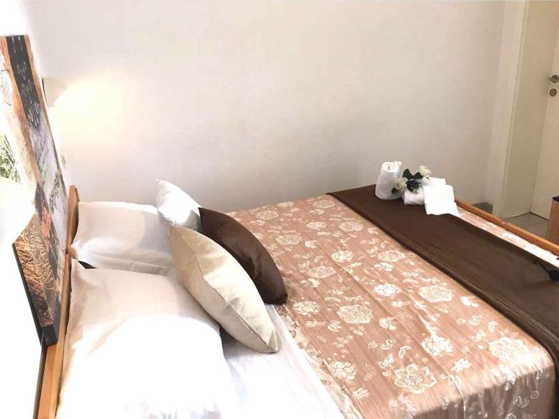 Hotel Villa Lina image