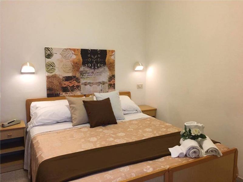 Hotel Villa Lina image