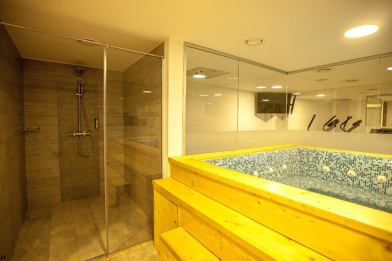 Victoria Bulevard Hotel image