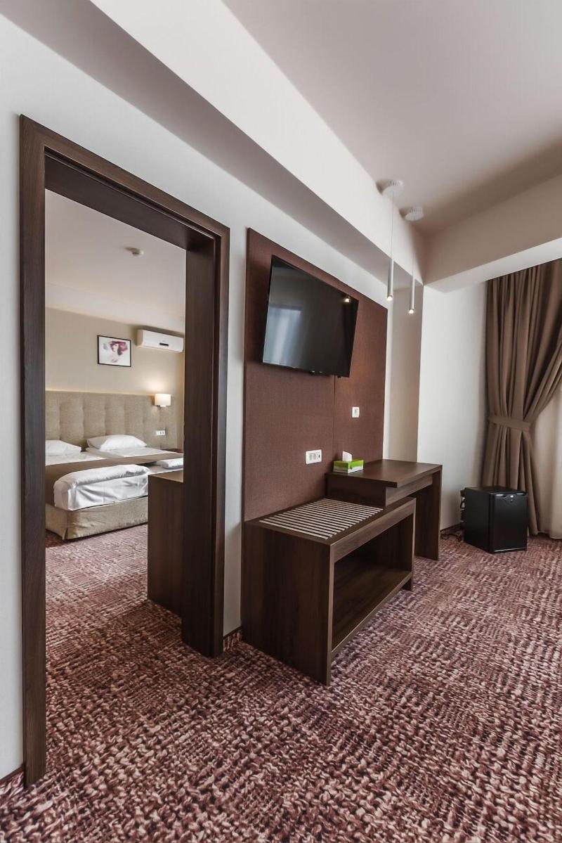 Grand Hotel Belvedere Brasov image