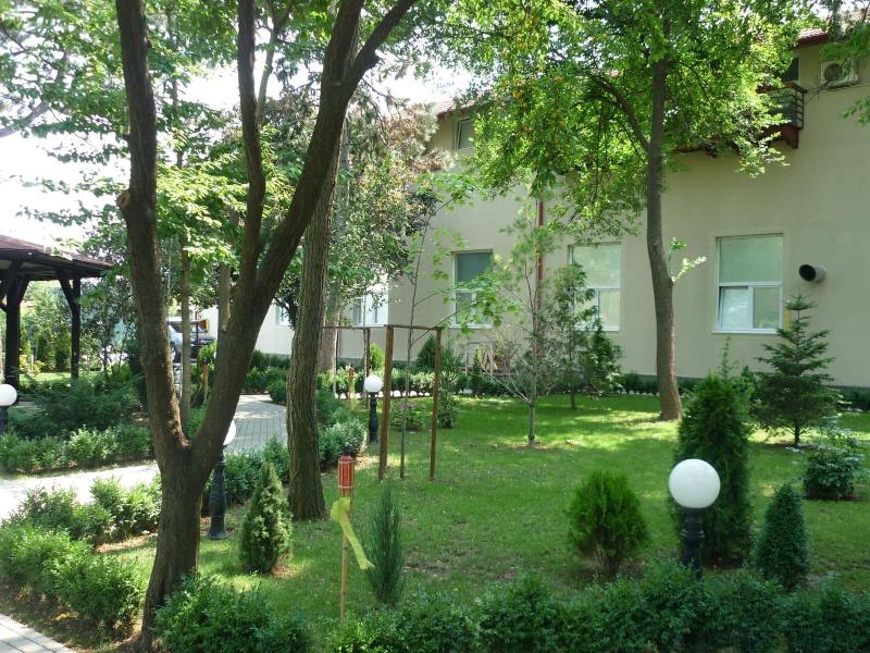 Hotel Baneasa Parc image