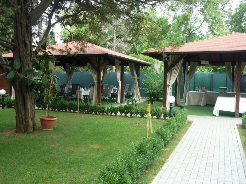 Hotel Baneasa Parc image