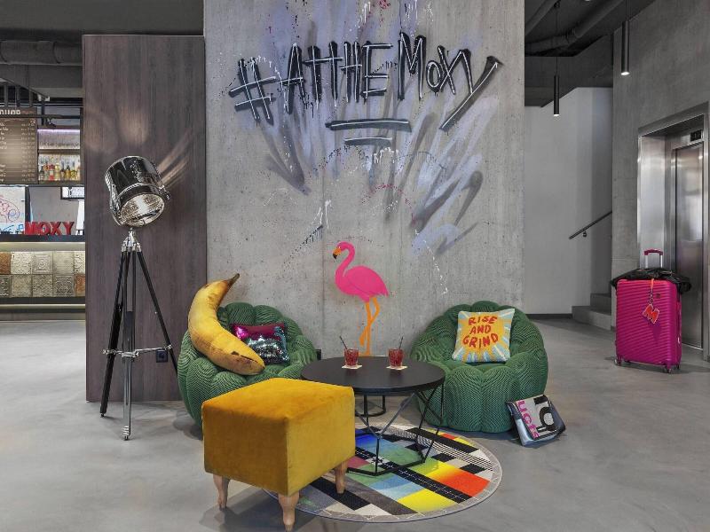 Moxy Lausanne City image