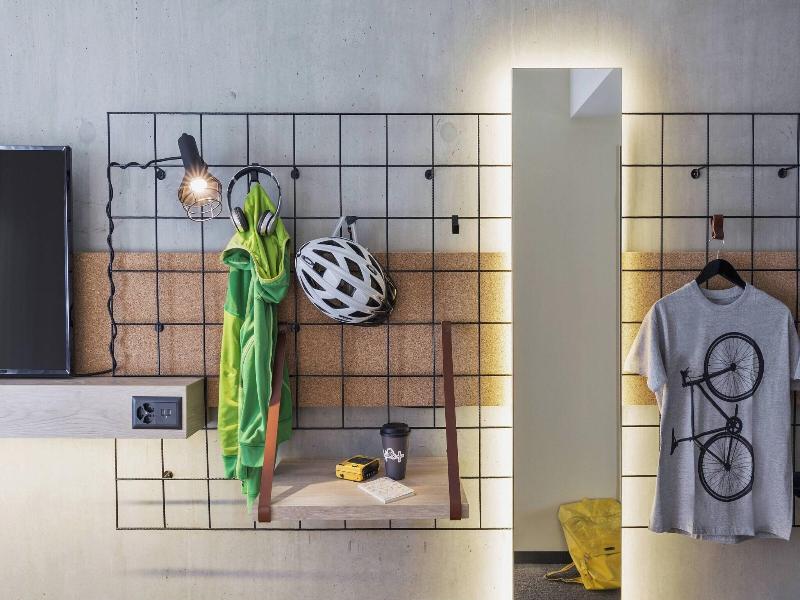 Moxy Lausanne City image