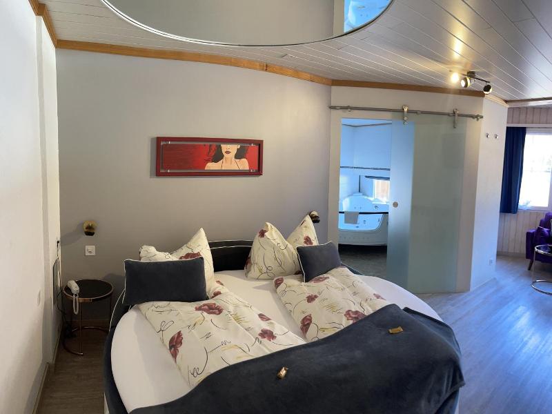 Chalet-Hotel Adler image