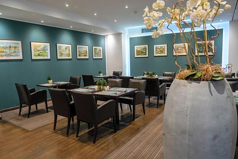 Hotel Green Paradise image