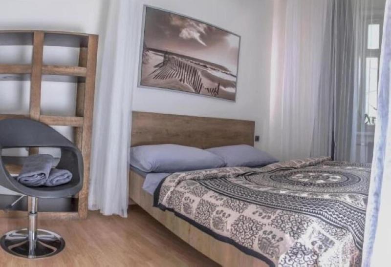 Wake Up Wellness Hostel image