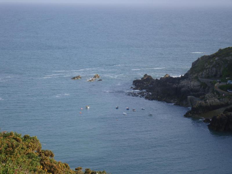 Les Douvres Hotel image