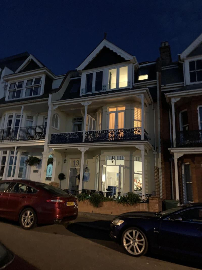 Lazy Waves Boutique B&B image