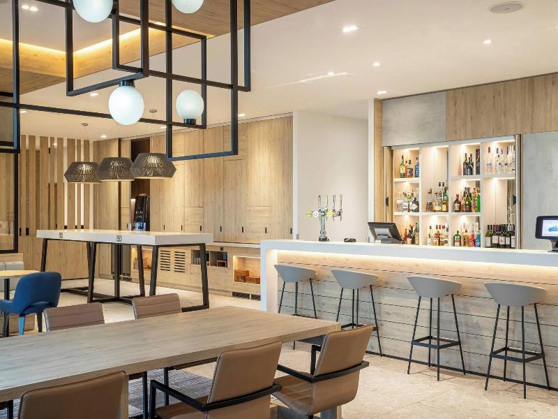 Courtyard By Marriott Inverness Airport image