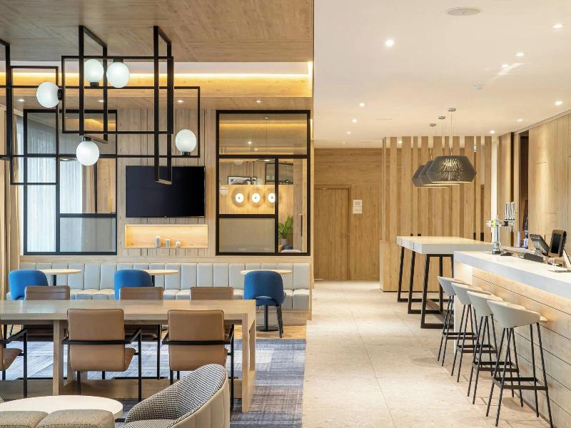 Courtyard By Marriott Inverness Airport image