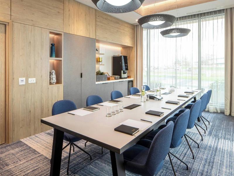 Courtyard By Marriott Inverness Airport image