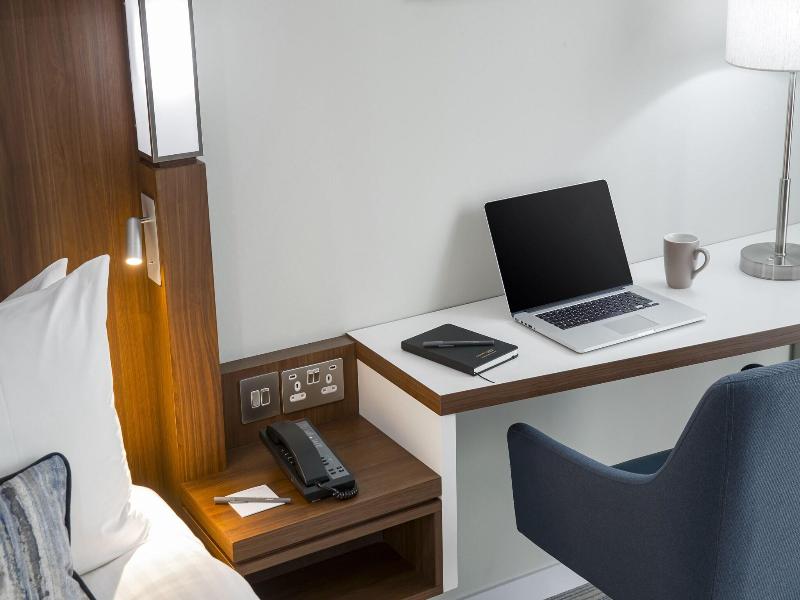 Courtyard By Marriott Inverness Airport image