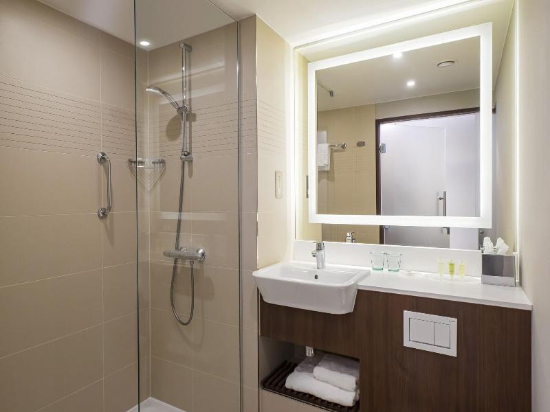 Courtyard By Marriott Inverness Airport image