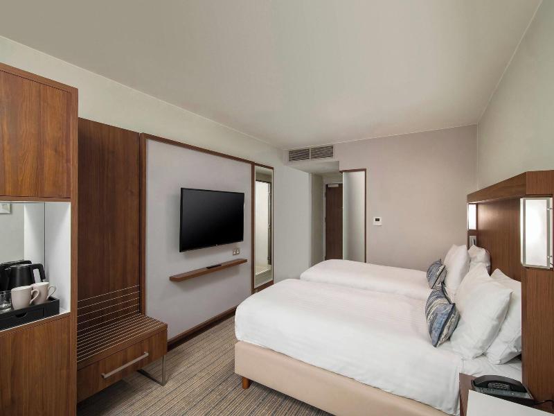 Courtyard By Marriott Inverness Airport image