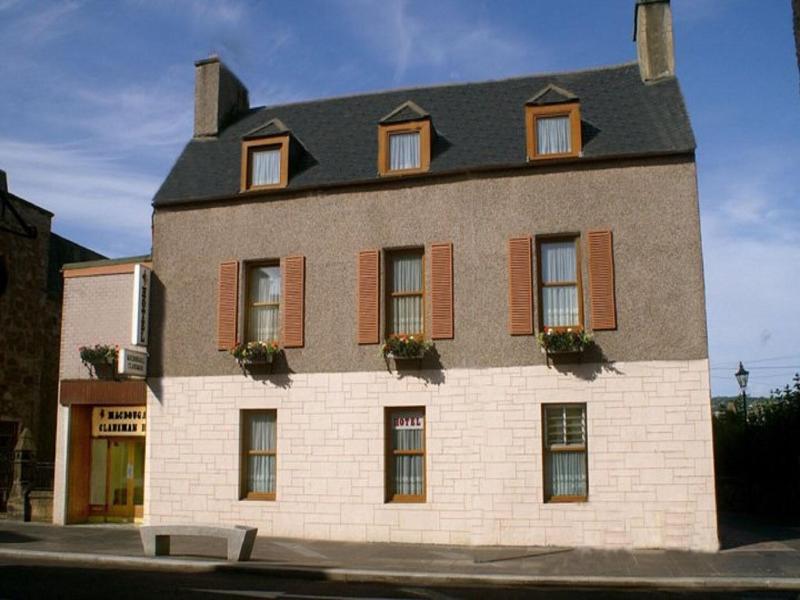 Macdougall Clansman Hotel image