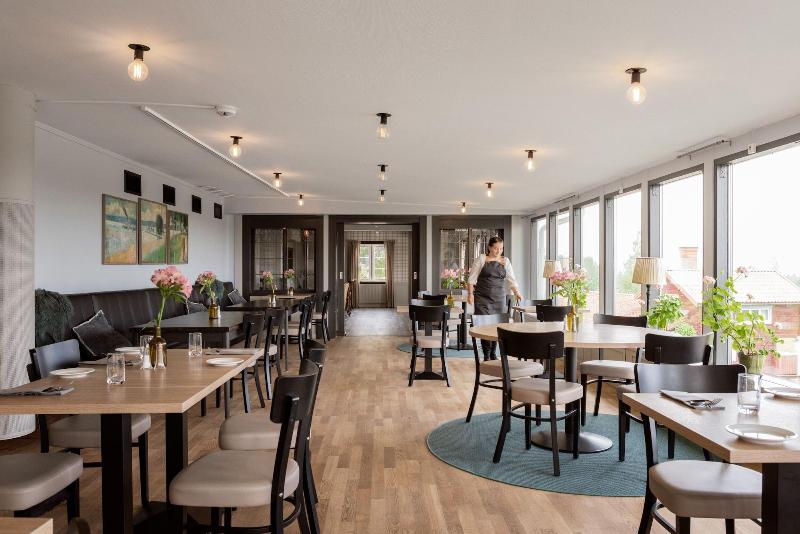 First Hotel Gyllene Hornet image