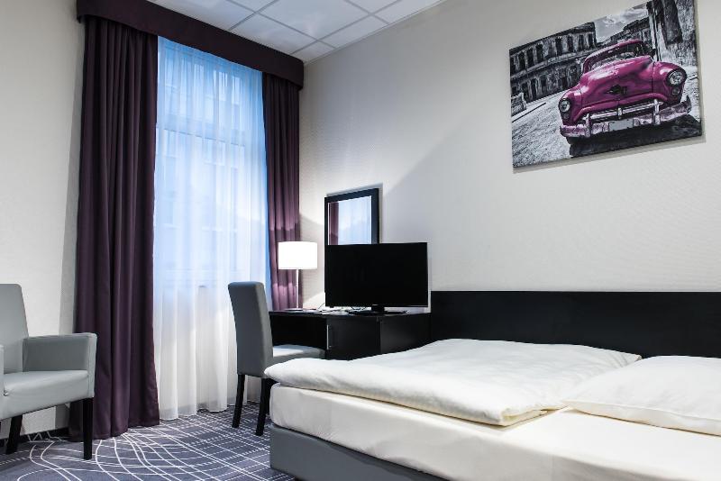 Sky Business Hotel image