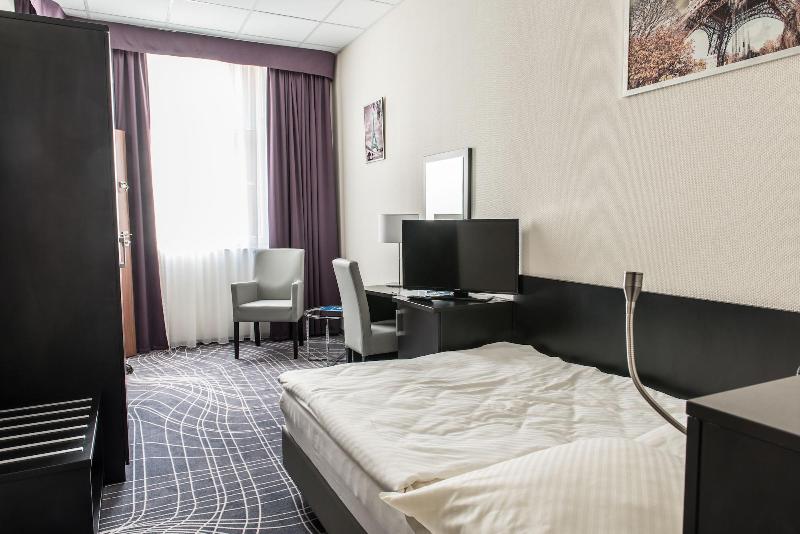 Sky Business Hotel image