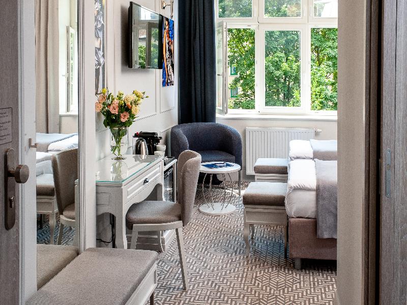 Amber Design Residence image