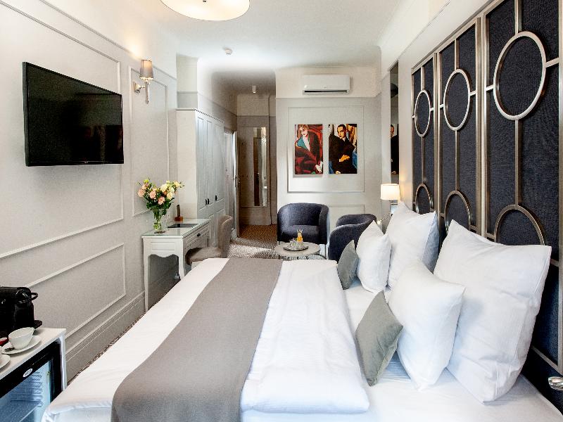 Amber Design Residence image