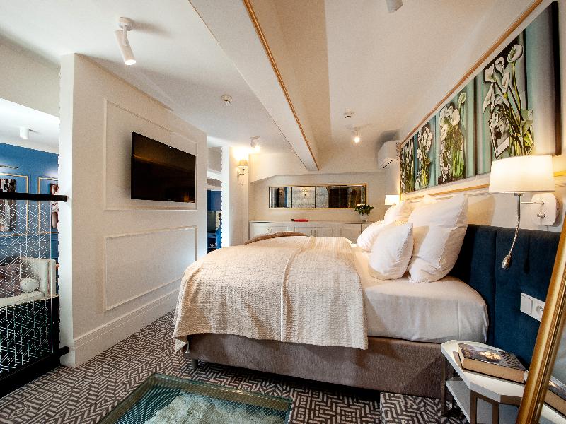 Amber Design Residence image