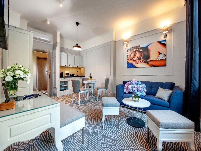 Amber Design Residence image