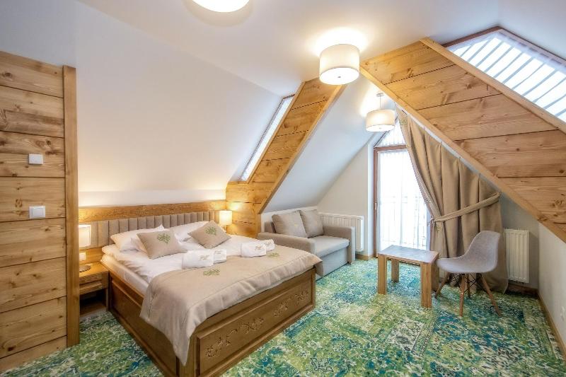 Gold Hotel image