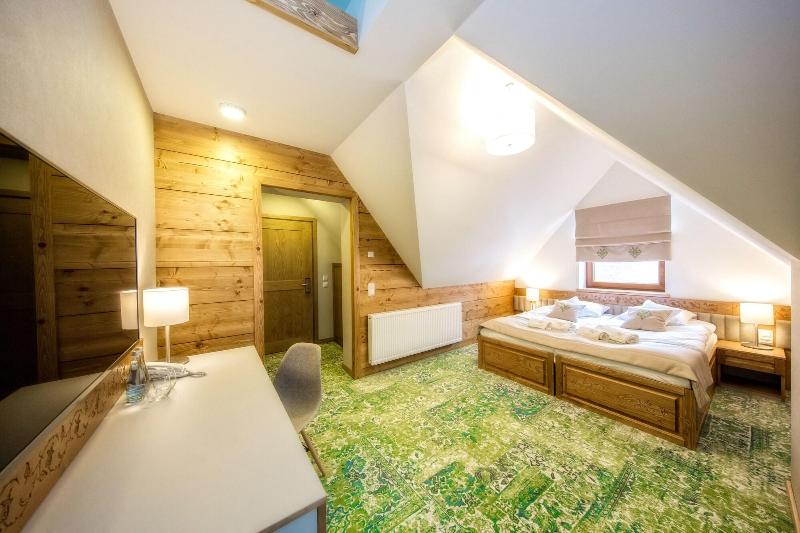 Gold Hotel image