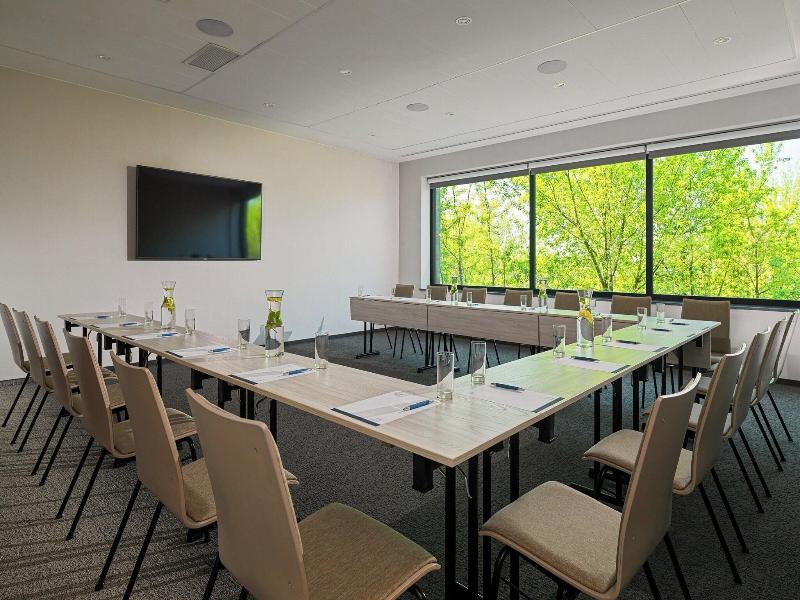 Four Points By Sheraton Warsaw Mokotow image
