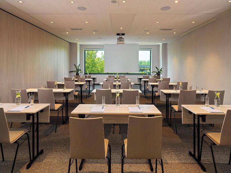 Four Points By Sheraton Warsaw Mokotow image