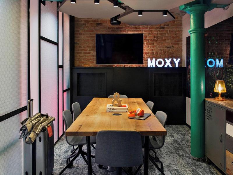 Moxy Warsaw Praga image