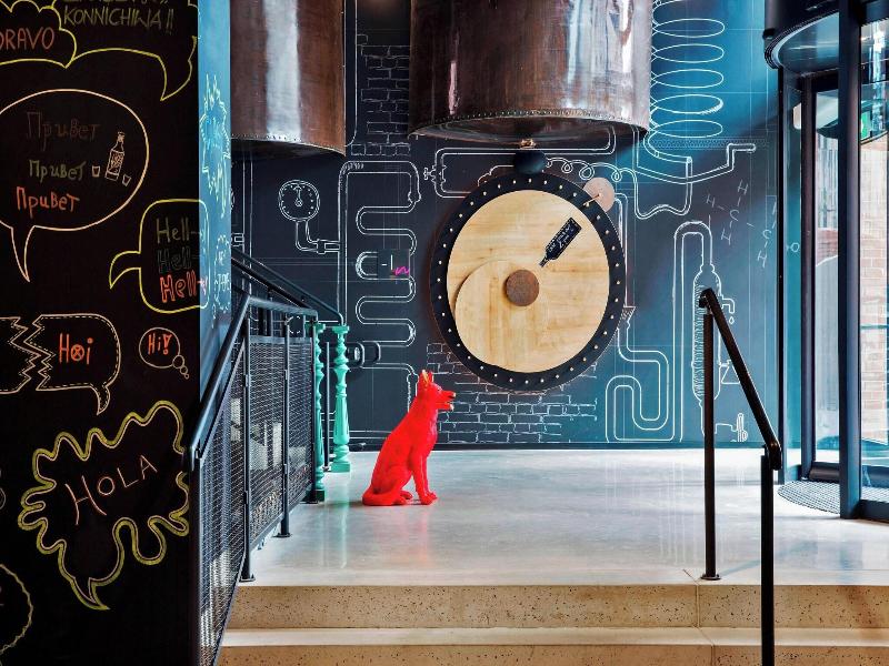 Moxy Warsaw Praga image
