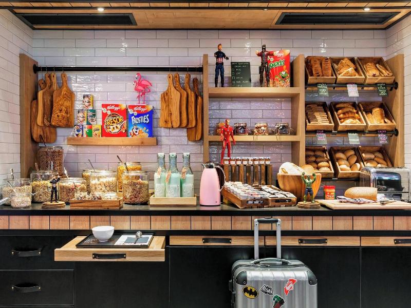 Moxy Warsaw Praga image