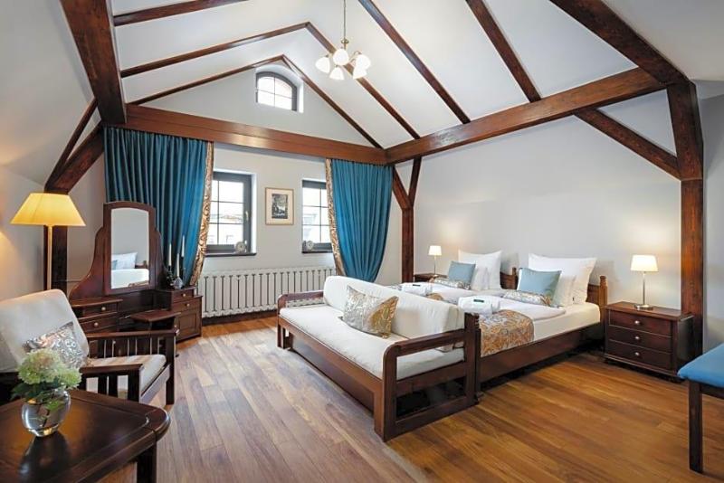 Hotel Baron Karczma Grodzka image