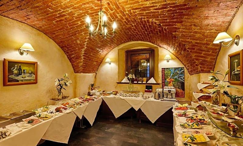 Hotel Baron Karczma Grodzka image