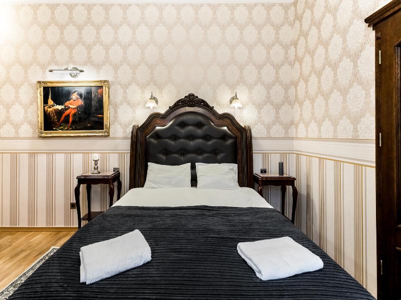 Exclusive Royal Apartments image