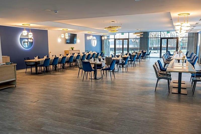 Omega Hotel image