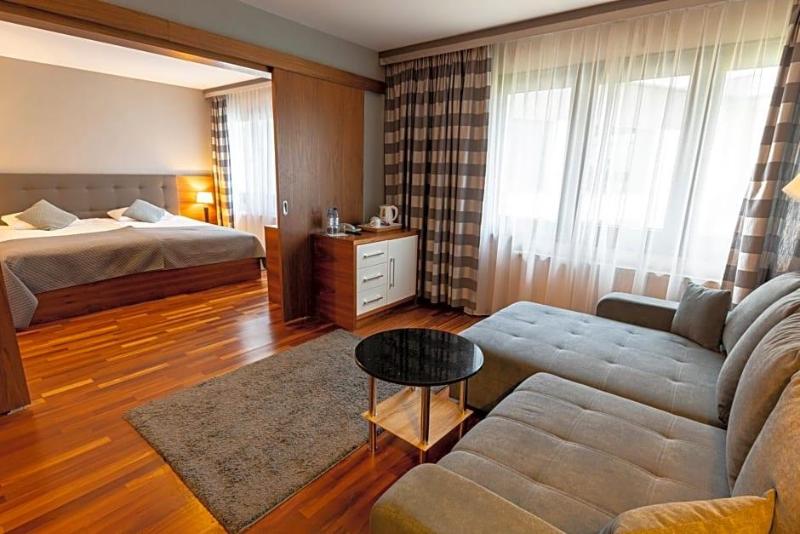 Omega Hotel image