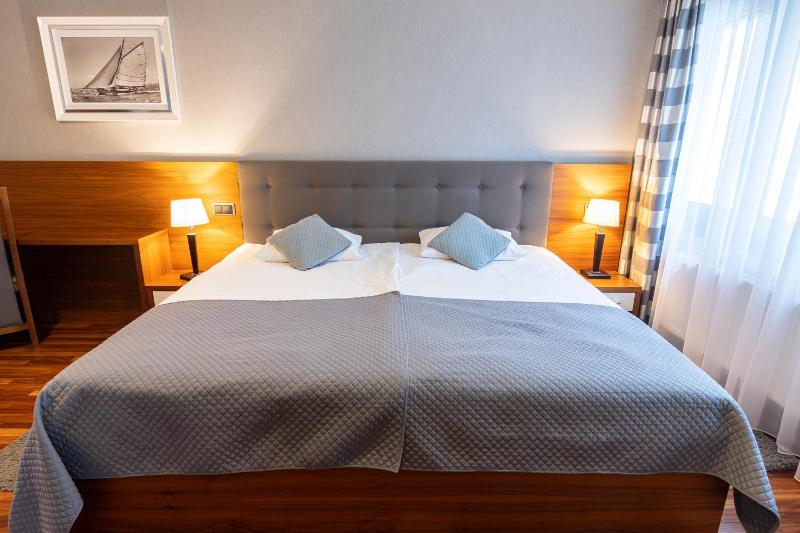 Omega Hotel image