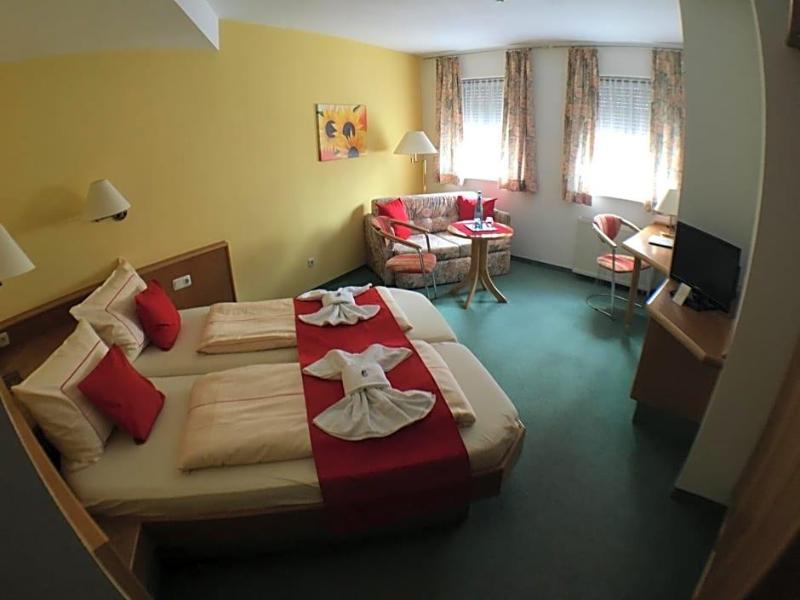 Ambiente Hotel Strehla image