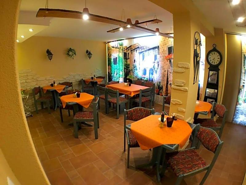 Ambiente Hotel Strehla image
