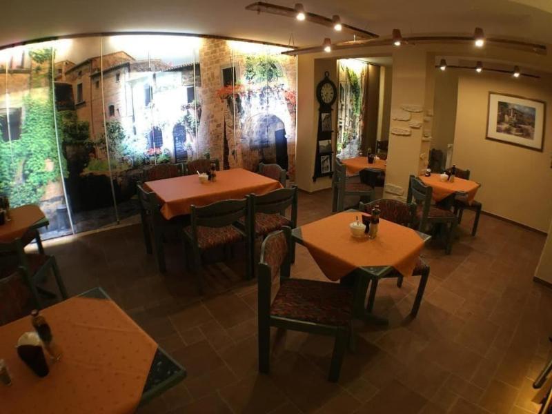 Ambiente Hotel Strehla image