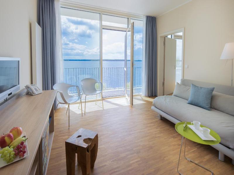Strandhotel Senftenberger See image