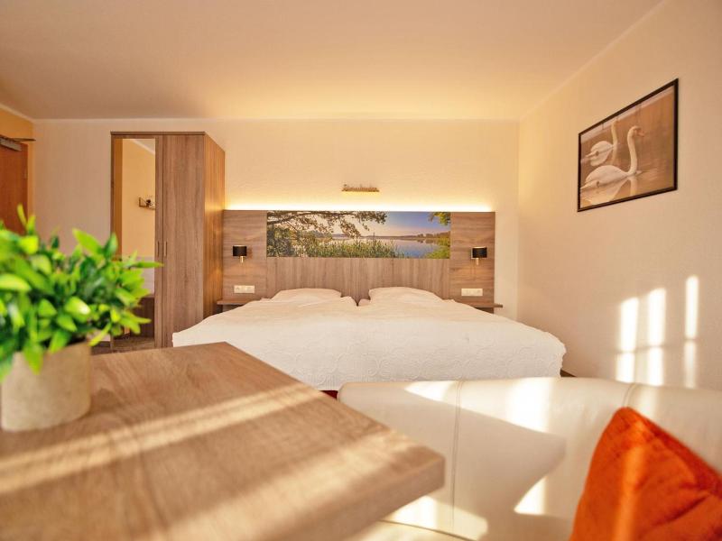 Hotel Zur Sonne image