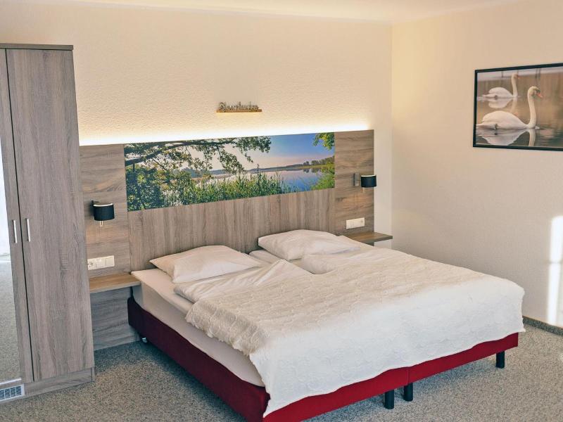 Hotel Zur Sonne image