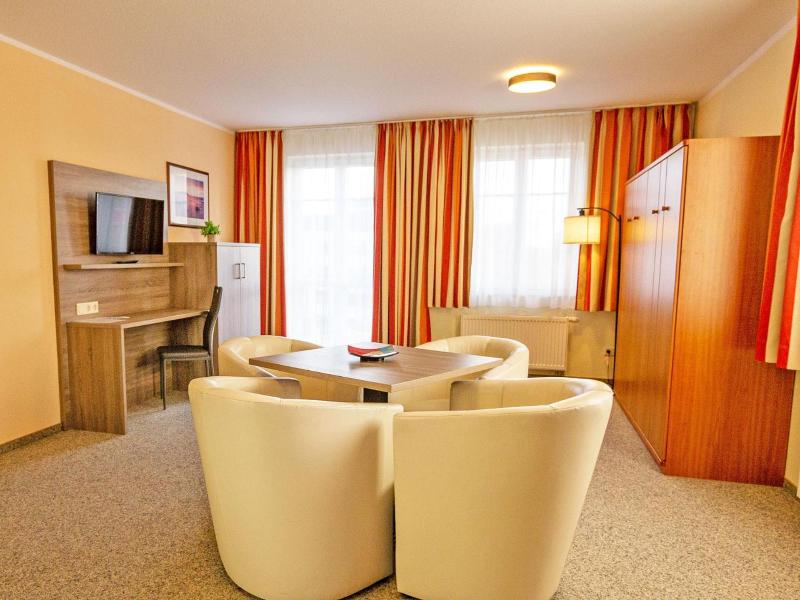 Hotel Zur Sonne image