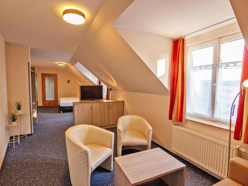 Hotel Zur Sonne image