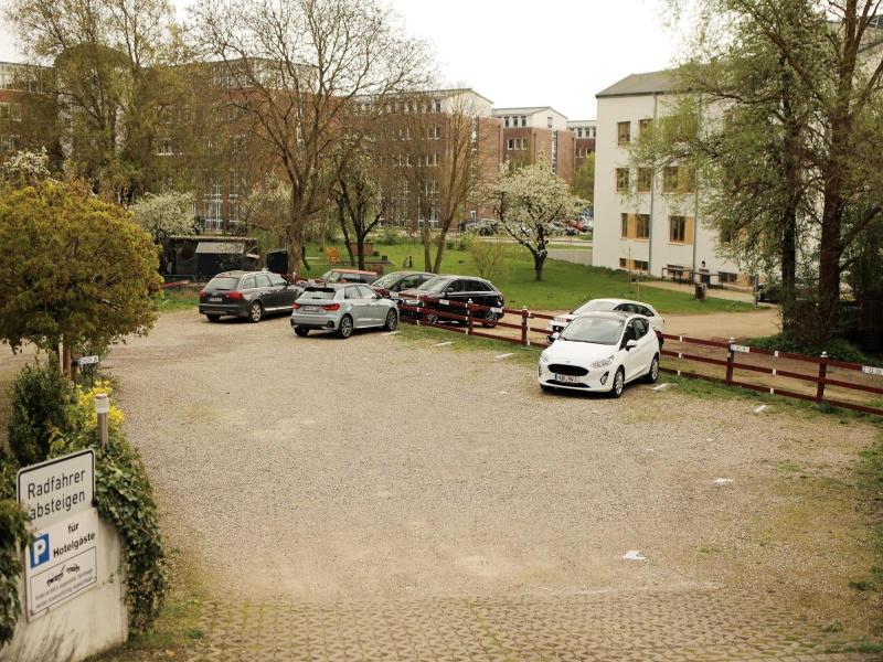 Hotel Zur Sonne image