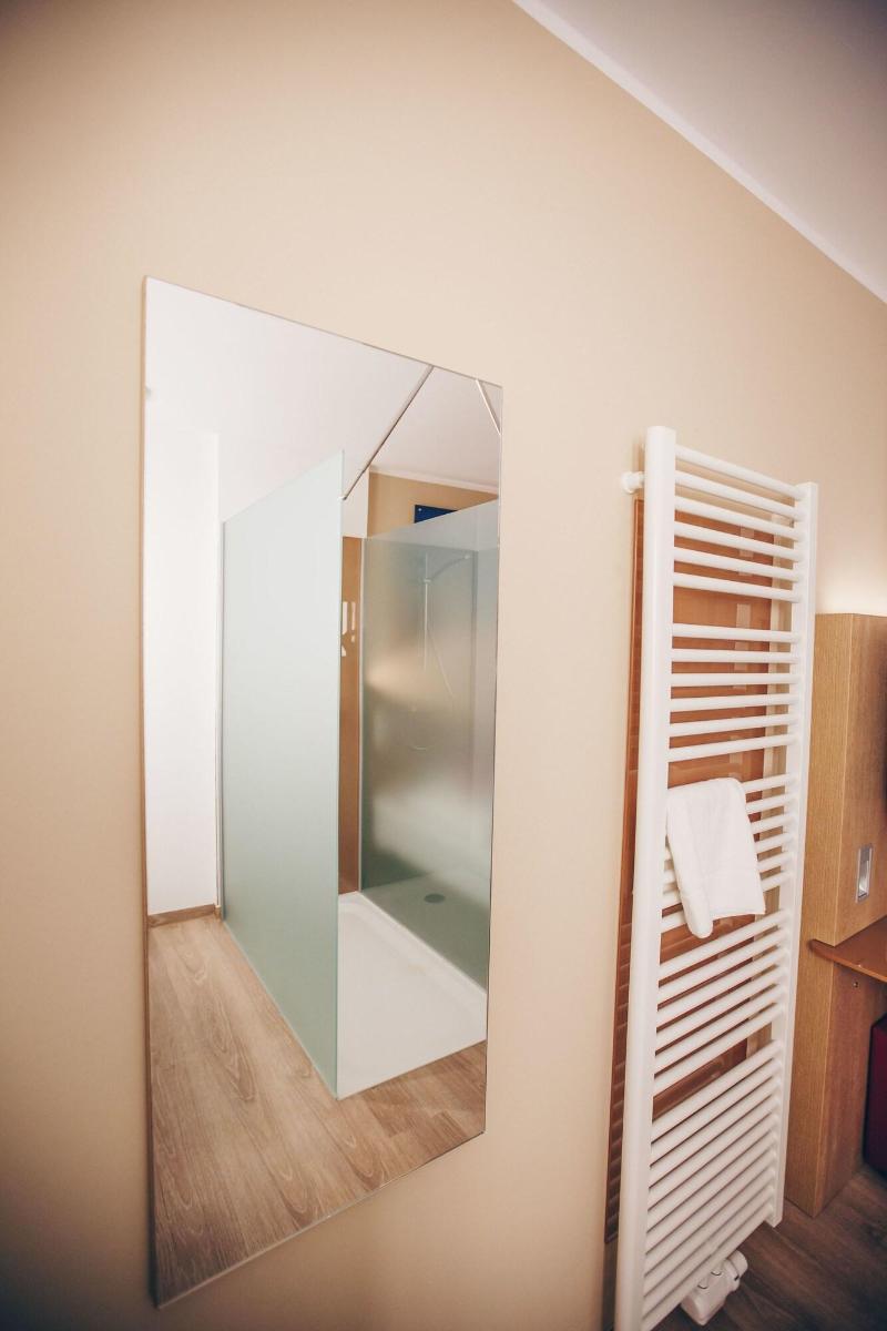 Hotel Luckys Inn Gmbh image